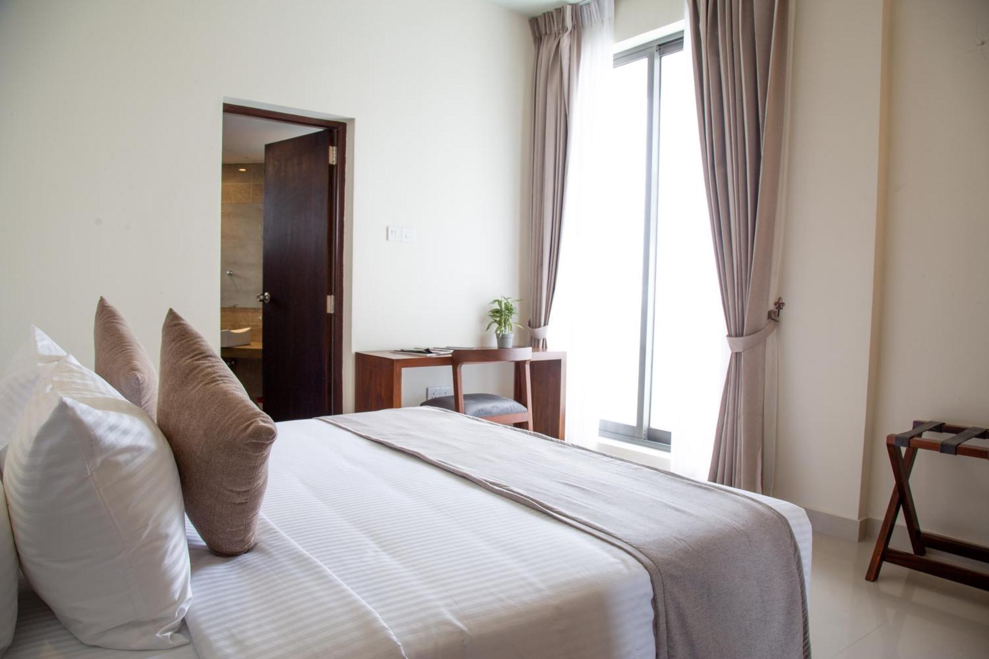 קולומבו Marine Suites מראה חיצוני תמונה